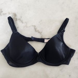 Victoria’s Secret Classic Original T Shirt Bra by Black bra 34A. Lightly worn